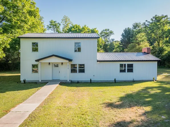 2116 Chickwood Dr, Leesville, SC 29070