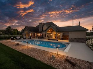 1433 Bayshore Dr, Junction City, WI 54443