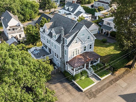3rd image of 25 Gladstone St