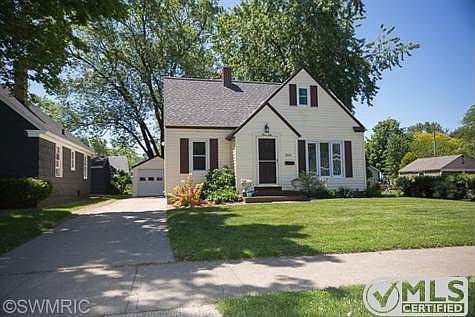 1st image of 350 W 19th St