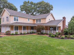 1935 Westview Dr, Mattituck, NY 11952
