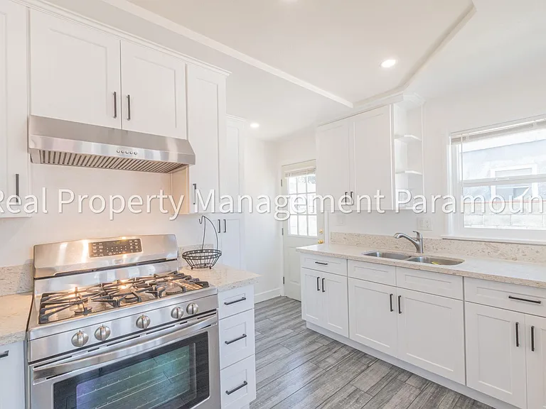 5938 Southside Dr — Photo 9