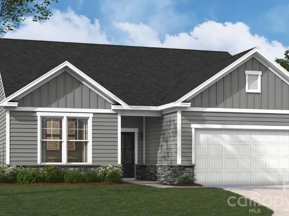 1024 Garfield Rd, Sherrills Ford, NC 28673