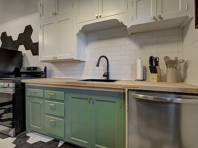 2215 W Broadway Ave #1 — Photo 17