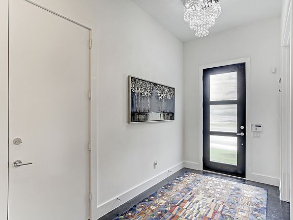 Entrance from the Elevator
