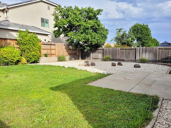4th image of 1322 La Guardia Cir