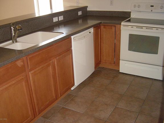 5th image of 4037 E Coolbrooke Dr