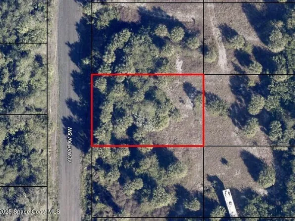2015 Alwar Ave SW, Palm Bay, FL 32908