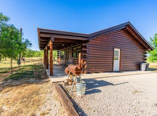 28 Private Road 3855, Utopia, TX 78884