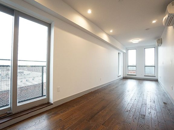 5th image of 2527 Church Ave #5B