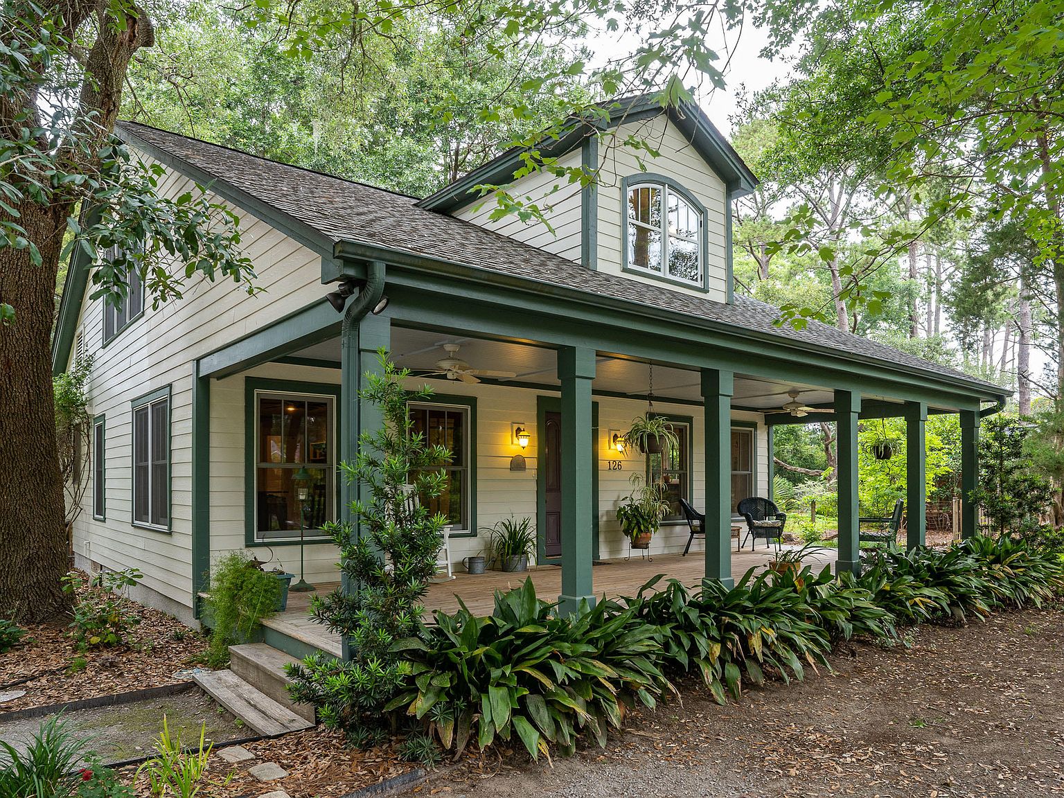 126 Elliott St, Beaufort, SC 29902 Zillow