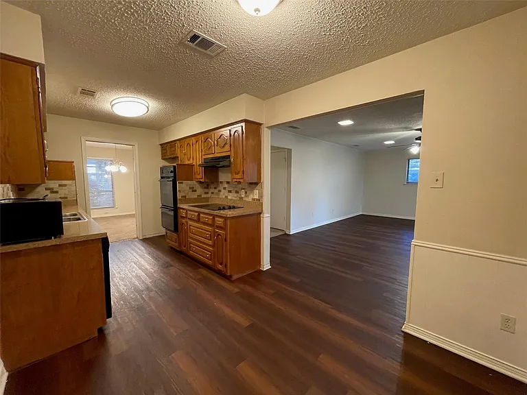 120 Shadybrook Dr — Photo 10