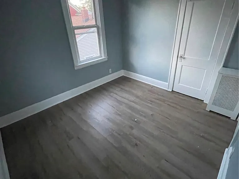 9 39th St #2C — Photo 5