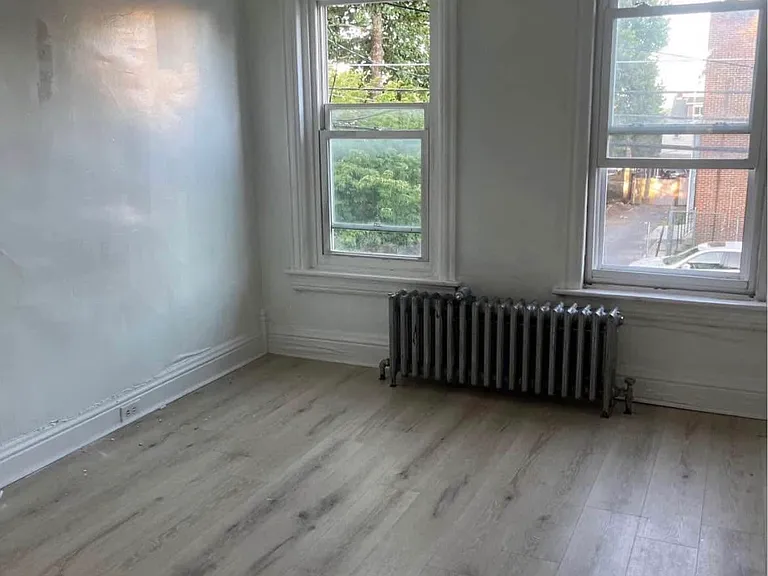 418 N Law St #1 — Photo 6