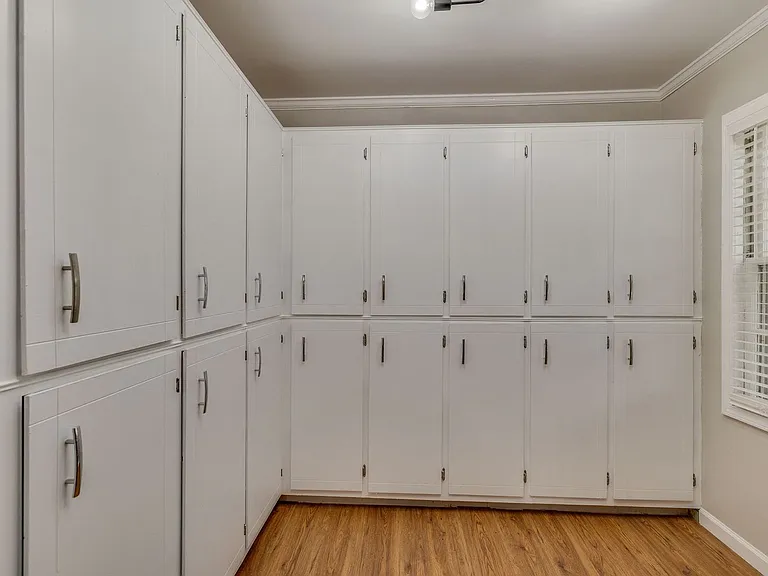 1314 Woodland Ave — Photo 16