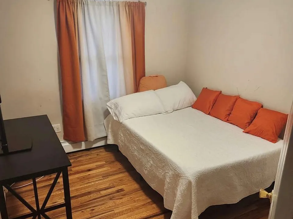 145 W 169th St #1A