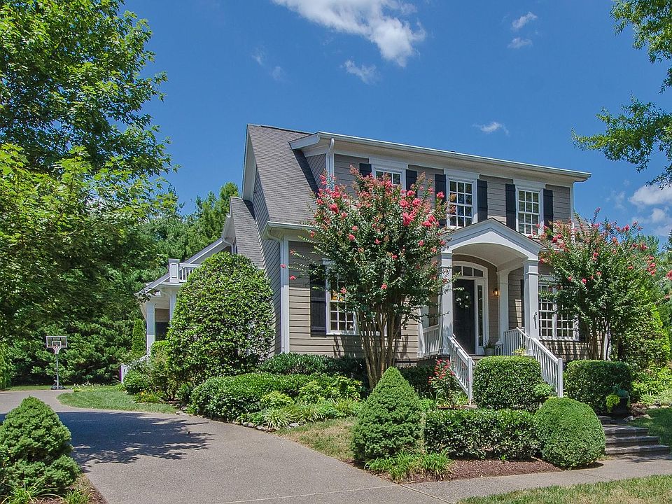 1st image of 513 Brennan Ln