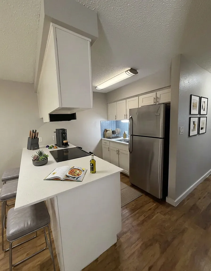 2 bed, 795 sqft, $1,345 — Photo 3