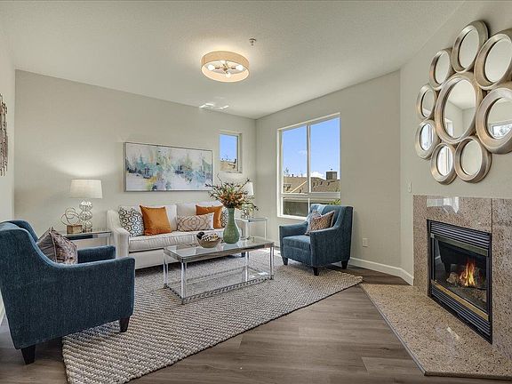3rd image of 480 Tower Hill Ave