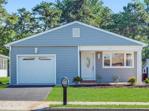 94 Orlando Boulevard, Toms River, NJ 08757