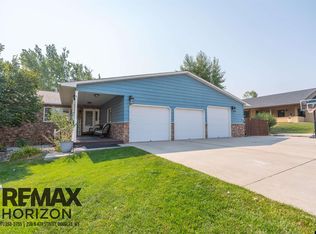 684 Williams St, Douglas, WY 82633