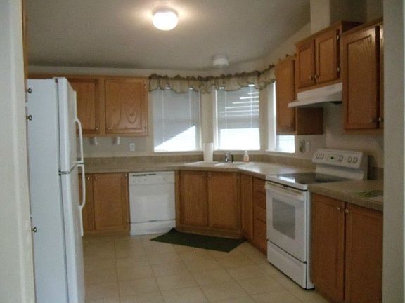 Spacious well designed kitchen