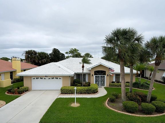 2nd image of 1674 Valley Dr