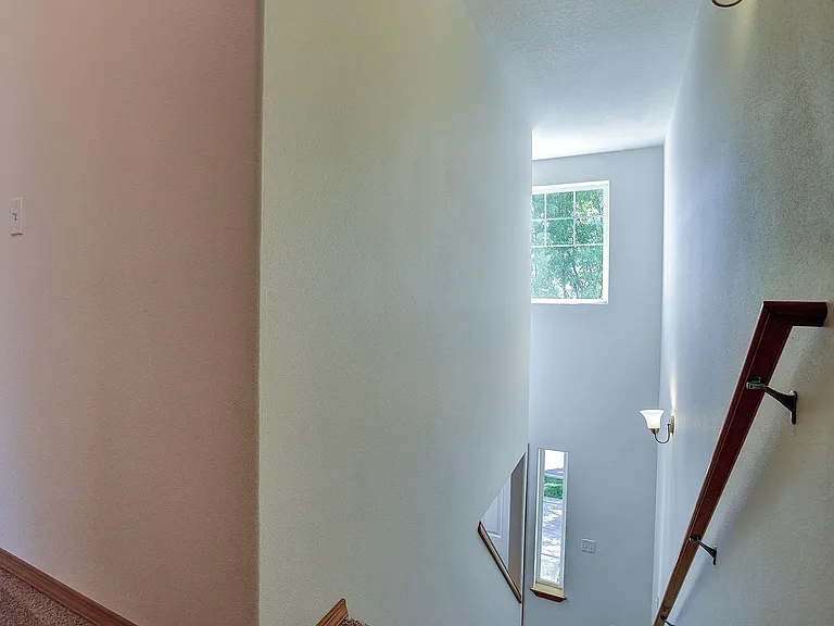 2215 Sam Parrett Dr — Photo 21