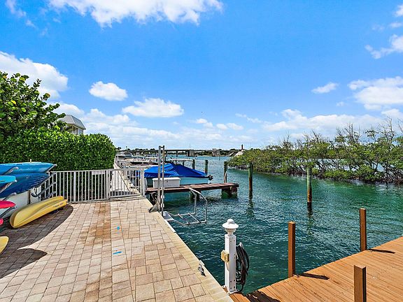 3rd image of 375 Beach Road #201