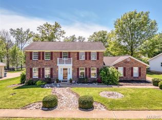 15940 Woodlet Way Ct, Chesterfield, MO 63017