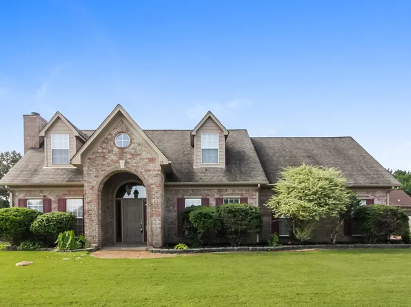 15 Austin Cir, Oakland, TN 38060