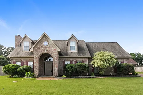 15 Austin Cir Photo 1