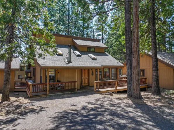 1865 Jerrilynn Dr, Arnold, CA 95223