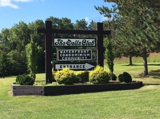 12 Hawthorn Trl, Wisconsin Dells, WI 53965