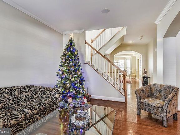 3rd image of 4303 Chancery Park Dr