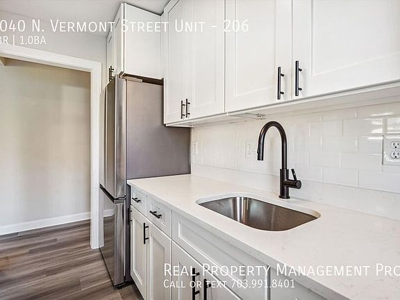 5th image of 2040 N Vermont St APT 206
