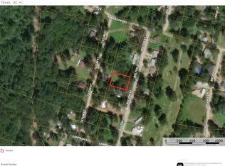 1213 Bolton St, Center, TX 75935