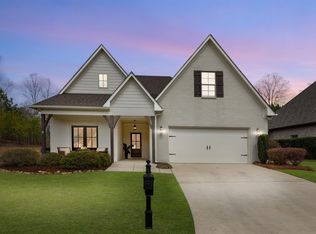 330 Strathaven Cir, Pelham, AL 35124