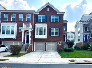 43553 White Cap Ter, Chantilly, VA 20152