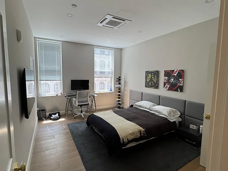 44 Temple Pl #2B — Photo 9