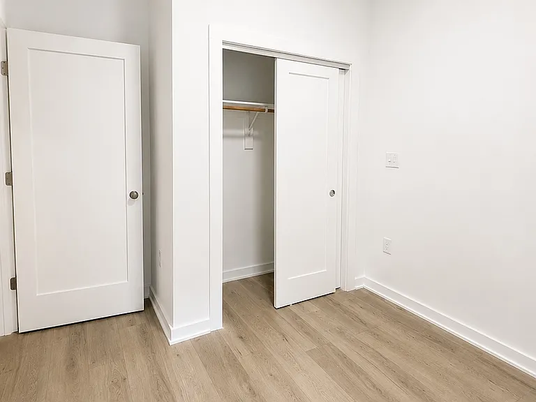 2425 20th St NE #6B — Photo 7