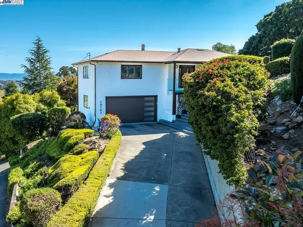 19141 Crest Ave, Castro Valley, CA 94546