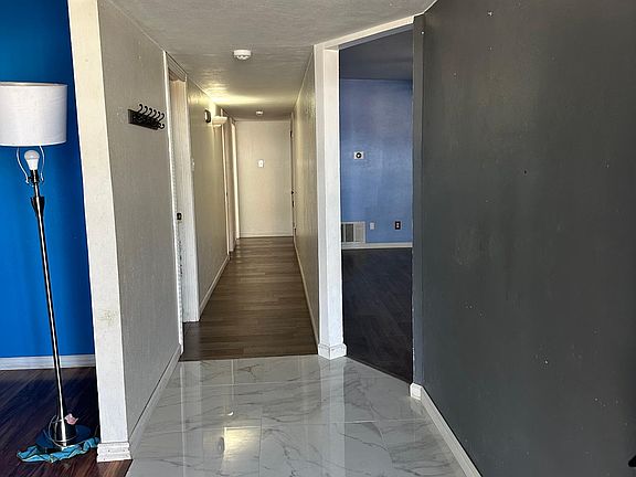 4th image of 2211 Salinas Ave