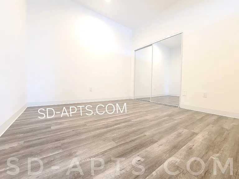 3953 1st Ave #L7 — Photo 21