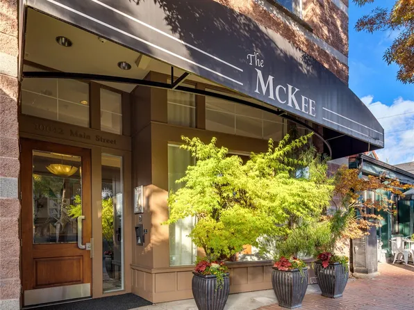 10042 Main Street #204, Bellevue, WA 98004