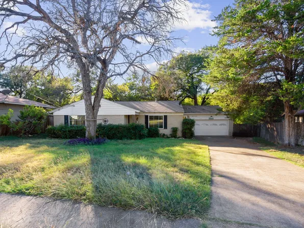 2215 Mack Ln, Dallas, TX 75227