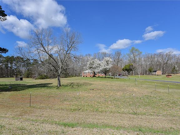 4th image of 202 Wilton Rd