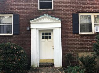55 Roselle St APT 2I, Mineola, NY 11501