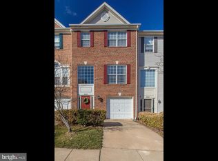 8445 Carmela Cir, Springfield, VA 22153