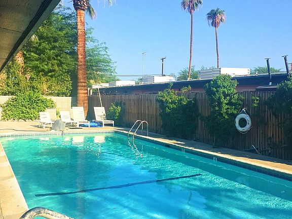 Large Swimmers Pool